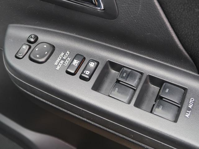 2.4Z サンルーフ アルパインナビ/フリップダウンモニター 両側電動ドア コーナーセンサー 禁煙車 HIDヘッド/フォグ スマートキー 純正18AW ビルトインETC バックカメラ 7人乗り(37枚目)
