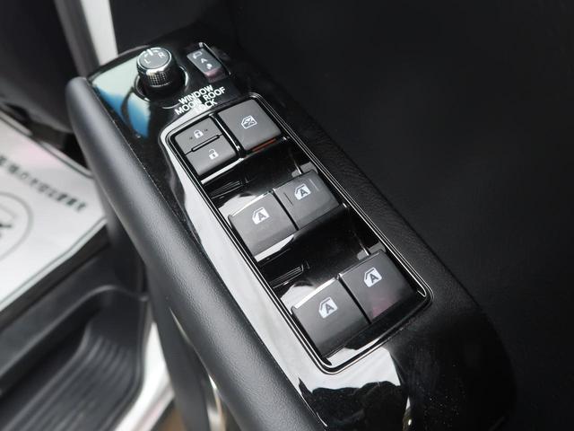 2.5S Cパッケージ サンルーフ 純正10型ナビ 天吊モニター 3眼LEDヘッド/シーケンシャル セーフティセンス/レーダークルーズ 両側電動ドア コーナーセンサー 衝突軽減/車線逸脱 禁煙車 シートエアコン 純正18AW(47枚目)