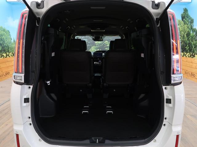 ハイブリッドGi プレミアムパッケージ BIGX9型ナビ フリップダウンモニター TRDエアロ 両側電動ドア セーフティセンス 衝突軽減ブレーキ ハーフレザー/シートヒーター コーナーセンサー 禁煙車 ドラレコ クルコン LEDヘッド(15枚目)