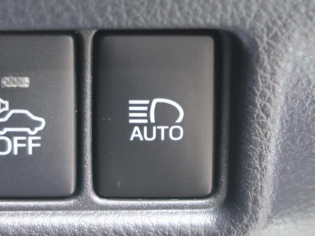 S LEDエディション 特別仕様車 オプション純正9型ナビ Bluetooth セーフティセンス LEDヘッド/オートハイビーム シーケンシャルターンランプ レーダークルーズ 禁煙車 バックカメラ 純正17AWETC(10枚目)