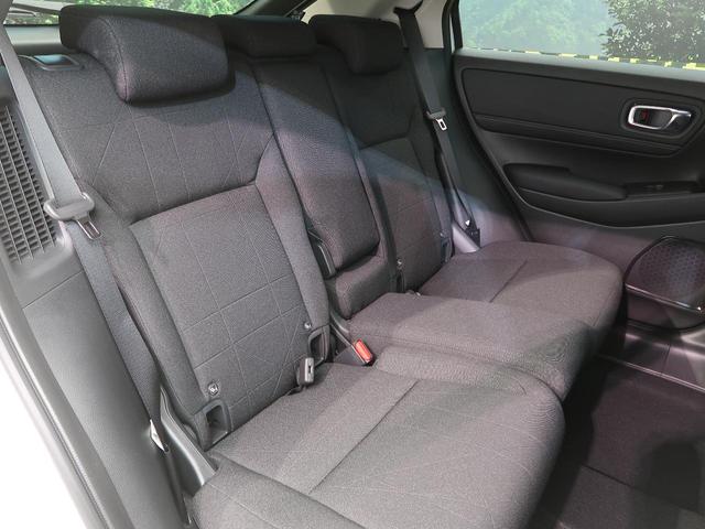 e:HEV X 登録済未使用車 現行型 ホンダセンシング レーダークルーズ 誤発進抑制 コーナーセンサー レーンアシスト LEDヘッド オートハイビーム バックカメラ 純正16AW パドルシフト スマートキー(13枚目)