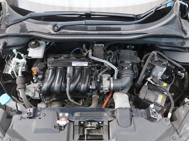 ハイブリッドZ・ホンダセンシング 禁煙車 純正8型ナビ ホンダセンシング レーダークルーズ 1オーナー コーナーセンサー バックカメラ LEDヘッド 黒革シート パワーシート シートヒーター 純正17AW 左右独立オートエアコン(19枚目)