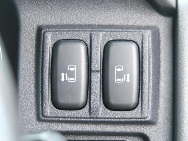 シャモニー 禁煙車 純正HDDナビ 両側電動ドア バック・サイドカメラ クルコン 純正18AW パワーシート シートヒーター ステアリングスイッチ HIDヘッド オートライト オートエアコン リアクーラー ETC(8枚目)
