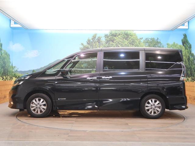 e-パワー ハイウェイスターV 禁煙車 純正8型ナビ 両側電動ドア フリップダウンモニター 全周囲カメラ 7人乗り 衝突軽減 レーダークルーズ プロパイロット LEDヘッド ハイビームアシスト 純正15AW Bluetooth接続(25枚目)