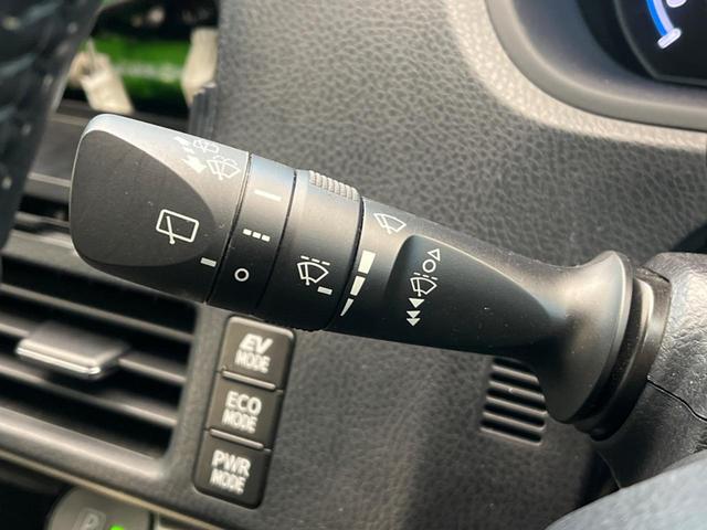 ハイブリッドSi ダブルバイビー 禁煙車 純正9インチナビ バックカメラ 両側電動ドア Bluetooth接続 衝突軽減 オートマチックハイビーム LEDヘッド オートライト 車線逸脱警報 クルコン リアオートエアコン 黒半革シート(51枚目)