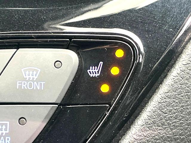 G LEDエディション 禁煙車 純正ナビ セーフティセンス bluetooth接続 ブラインドスポットモニター バックカメラ シートヒーター コーナーセンサー 純正18AW ETC オートマチックハイビーム レーダークルーズ(10枚目)