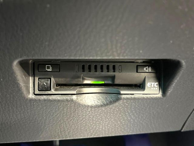 G LEDエディション 禁煙車 純正ナビ セーフティセンス bluetooth接続 ブラインドスポットモニター バックカメラ シートヒーター コーナーセンサー 純正18AW ETC オートマチックハイビーム レーダークルーズ(42枚目)