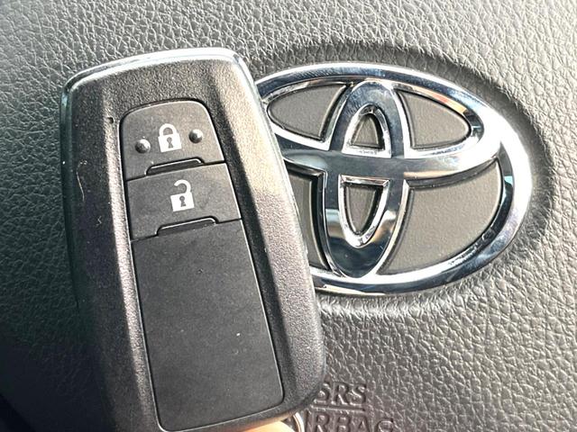 G LEDエディション 禁煙車 純正ナビ セーフティセンス bluetooth接続 ブラインドスポットモニター バックカメラ シートヒーター コーナーセンサー 純正18AW ETC オートマチックハイビーム レーダークルーズ(56枚目)