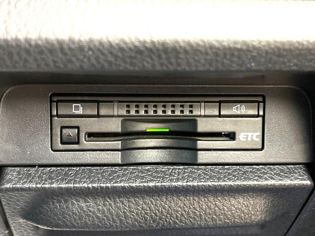 ハイブリッドV 禁煙車 オプション9型ナビ 両側電動ドア bluetooth接続 リアオートエアコン クルーズコントロール シートヒーター 純正15AW LEDヘッド ドラレコ バックカメラ スマートキー ETC(8枚目)