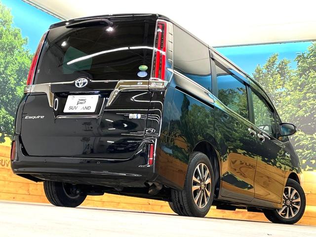 トヨタ エスクァイア ハイブリッドｇｉプレミアムパッケジブラックテーラード 禁煙車 後期型 純正オプション１０型ナビ １２型フリップダウンモニター 両側電動ドア ブラックハーフレザー 339 7万円 令和元年 19年 鹿児島県 中古車 価格 Com