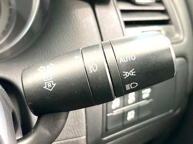 20S 禁煙車 SDナビ サイド・バックカメラ bluetooth接続 HIDヘッド オートライト ビルトインETC スマートキー アイドリングストップ 純正17AW フルセグTV 左右独立オートエアコン(48枚目)