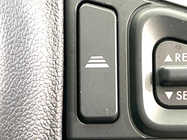 2.0i アイサイト 禁煙車 4WD SDナビ アイサイト/レーダークルーズ Bluetooth接続 バックカメラ ETC HIDヘッド 誤発進抑制 レーンキープアシスト 純正17AW フォグランプ 左右独立オートエアコン(45枚目)