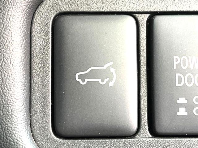 G パワーパッケージ 禁煙車 4WD SDナビ 両側電動ドア レーダークルーズ バックカメラ Bluetooth再生 ETC LEDヘッド/フォグ パワーバックドア レーンキープアシスト シートヒーター 革巻きステアリング(11枚目)
