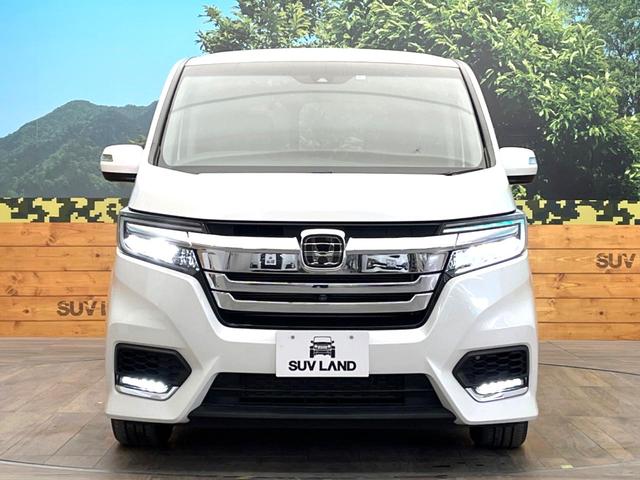 スパーダハイブリッド G・EX ホンダセンシング 禁煙車 7人乗り 純正9型ナビ 全周囲カメラ Bluetooth接続 両側電動ドア 衝突軽減 レーダークルーズ シートヒーター LEDヘッド&フォグランプ 半革シート レーンアシスト 純正16AW(18枚目)