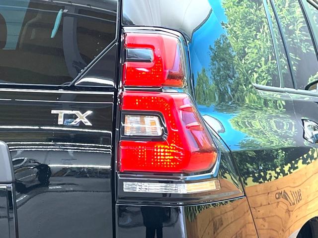 TX Lパッケージ マットブラックエディション 7人乗り 登録済未使用車 サンルーフ 特別仕様車 ブラックルーフレール 専用マットブラック塗装18AW セーフティセンス レーダークルーズ パーキングサポートブレーキ レーンキープ 現行型(31枚目)