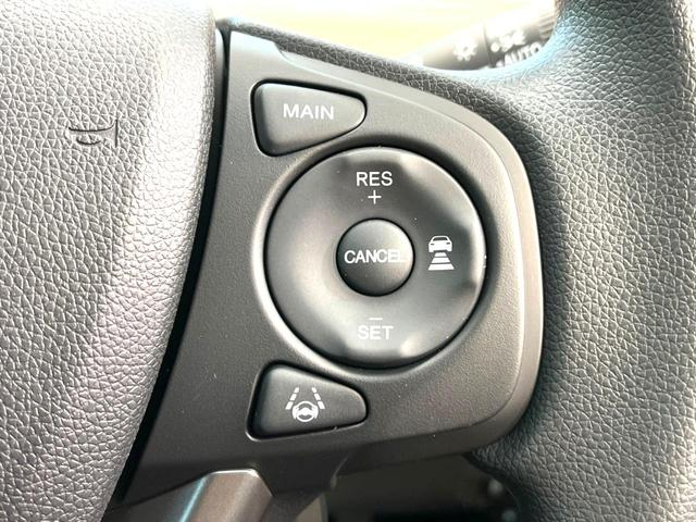 G・ホンダセンシング 登録済未使用車 現行型 両側電動ドア ビルトインETC 衝突軽減ブレーキ アダプティブクルーズ 誤発進抑制機能 シートヒーター オートエアコン オートライト スマートキー 車線逸脱警報(5枚目)
