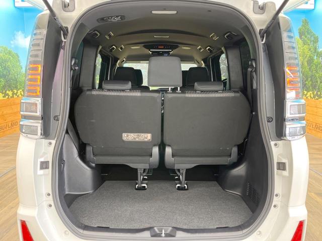 ZS 煌 禁煙車 7人乗り オプションモデリスタエアロ 10型ナビ 後席モニター Bluetooth接続 バックカメラ 両側電動ドア セーフティセンス LEDヘッド リアオートエアコン クルコン 誤発進抑制装置(12枚目)