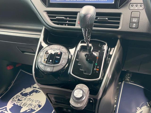 ZS 煌 禁煙車 7人乗り オプションモデリスタエアロ 10型ナビ 後席モニター Bluetooth接続 バックカメラ 両側電動ドア セーフティセンス LEDヘッド リアオートエアコン クルコン 誤発進抑制装置(41枚目)