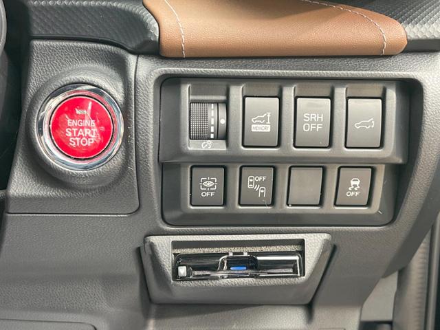 アドバンス 禁煙車 サンルーフ オプション視界拡張 純正ビルトイン8型ナビ 茶革シート シートヒーター パワーバックドア STI18AW フロントビューカメラ スマートルームミラー メモリー付きパワーシート(35枚目)