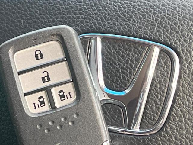 アブソルート・EX 禁煙車 メーカーナビ 後席モニター Bluetooth接続 バックカメラ 7人乗り 両側電動ドア 衝突軽減ブレーキ ブラインドスポットモニター 純正18AW LEDヘッド リアオートエアコン ETC(49枚目)