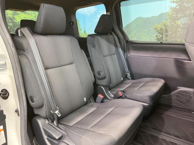 ZS 禁煙車 7人乗り 純正9型ナビ 後席モニター Bluetooth接続 バックカメラ 両側電動ドア セーフティーセンス クルコン LEDヘッド&フォグ 左右独立オートエアコン オートハイビーム ETC(11枚目)