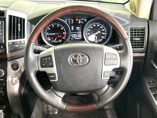 ZX ブルーノクロス 禁煙車 サンルーフ 純正ナビ 後席モニター Bluetooth接続 バックカメラ 衝突軽減装置 電動バックドア AC100V電源 シートヒーター&エアコン 純正20AW コーナーセンサー クルコン(15枚目)