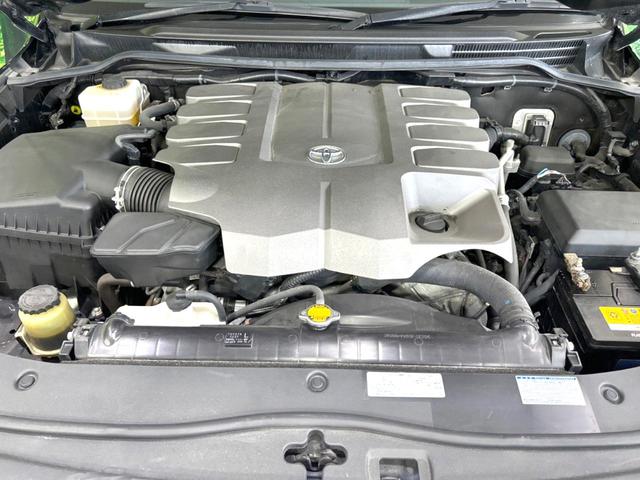 ZX ブルーノクロス 禁煙車 サンルーフ 純正ナビ 後席モニター Bluetooth接続 バックカメラ 衝突軽減装置 電動バックドア AC100V電源 シートヒーター&エアコン 純正20AW コーナーセンサー クルコン(20枚目)