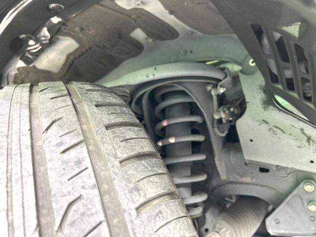 ZX ブルーノクロス 禁煙車 サンルーフ 純正ナビ 後席モニター Bluetooth接続 バックカメラ 衝突軽減装置 電動バックドア AC100V電源 シートヒーター&エアコン 純正20AW コーナーセンサー クルコン(25枚目)