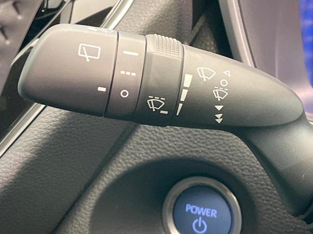 ハイブリッド S 登録済未使用車 現行型 オプション9型ディスプレイオーディオ 衝突軽減ブレーキ レーダークルーズ レーンキープ バックカメラ コーナーセンサー シーケンシャルターンランプ Bluetooth接続(50枚目)