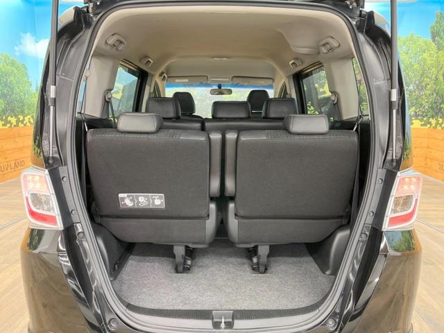 G エアロ クールエディション 禁煙車 純正SDナビ バックカメラ 電動スライドドア Bluetooth再生 ETC ハーフレザーシート HIDヘッドライト 革巻きステアリング 純正15インチAW DVD再生 地デジ オートライト(11枚目)
