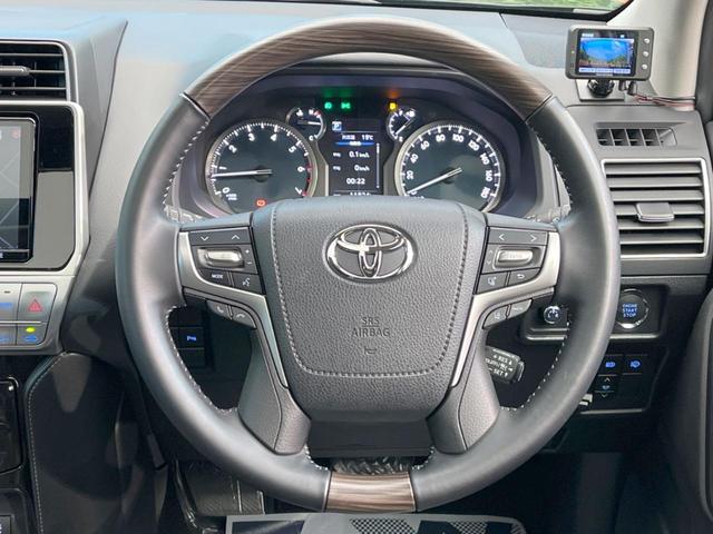TX Lパッケージ・ブラックエディション 禁煙車 サンルーフ 7人乗り 1オーナー 純正9型ナビ Bluetooth接続 バックカメラ 衝突軽減装置 レーダークルーズ コーナーセンサー シートヒーター&エアコン ETC2.0 LEDヘッド(13枚目)