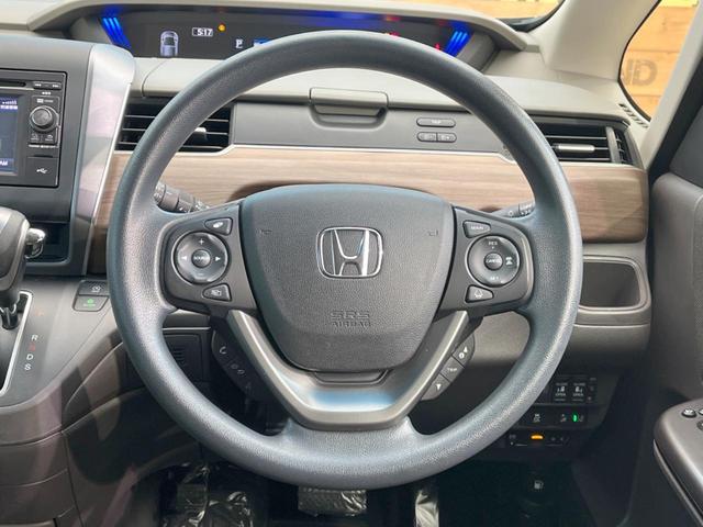 G・ホンダセンシング 純正SDナビ 両側電動ドア ホンダセンシング/レーダークルーズ バックカメラ Bluetooth フルセグ ETC LEDヘッド オートマチックハイビーム 革巻きステアリング 純正15インチアルミ(12枚目)