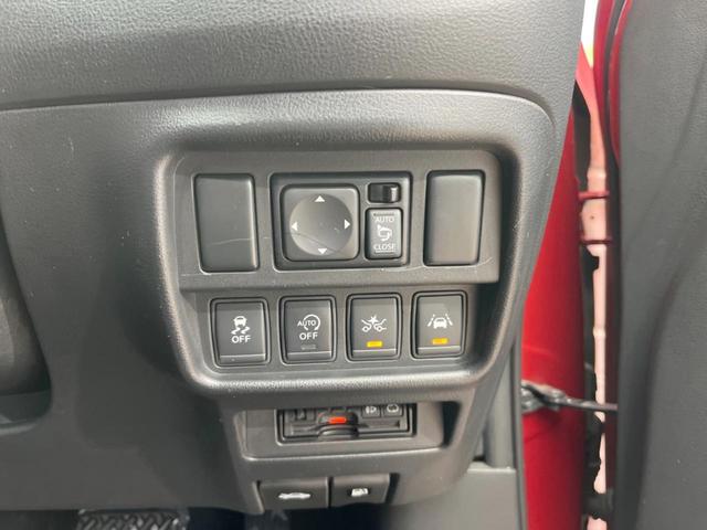 15RX Vセレクション 純正SDナビ エマージェンシーブレーキ 全周囲カメラ フルセグ Bluetooth ETC LEDヘッドライト レーンキープ 革巻きステアリング 純正17インチアルミ スマートキー フォグライト(39枚目)