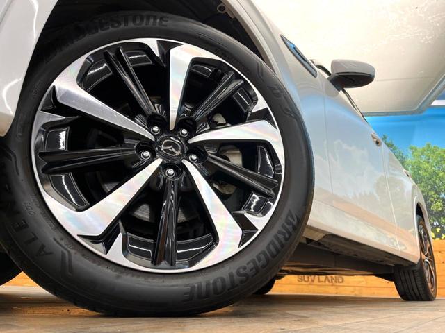 ＣＸ－６０ ＸＤ－ハイブリッド　エクスクルーシブモダン　禁煙車　１２．３インチマツダコネクト　全周囲カメラ　サンルーフ　スマートブレーキサポート　シートベンチレーション　レーダークルーズ　ブラインドスポットモニター　ＢＯＳＥサウンド　純正２０インチアルミ（13枚目）