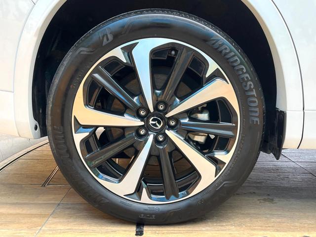 ＣＸ－６０ ＸＤ－ハイブリッド　エクスクルーシブモダン　禁煙車　１２．３インチマツダコネクト　全周囲カメラ　サンルーフ　スマートブレーキサポート　シートベンチレーション　レーダークルーズ　ブラインドスポットモニター　ＢＯＳＥサウンド　純正２０インチアルミ（30枚目）