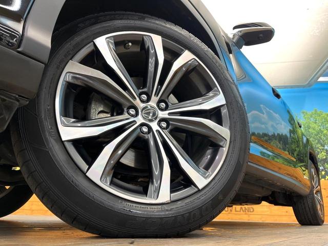 ＲＸ ＲＸ４５０ｈ　バージョンＬ　純正ＳＤナビ　バックカメラ　レーダークルーズ　禁煙車　レザーシート　コーナーセンサー　スマートキー　ＬＥＤヘッド　ＥＴＣ２．０　オートハイビーム　車線逸脱警報　オートライト　オートエアコン（12枚目）