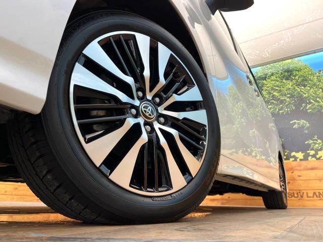 アルファード ２．５Ｓ　Ｃパッケージ　禁煙車　純正９インチナビ　サンルーフ　バックカメラ　レーダークルーズ　電動リアゲート　ハーフレザーシート　ドラレコ　ＬＥＤヘッド　車線逸脱警報　オートライト　デュアルエアコン（14枚目）
