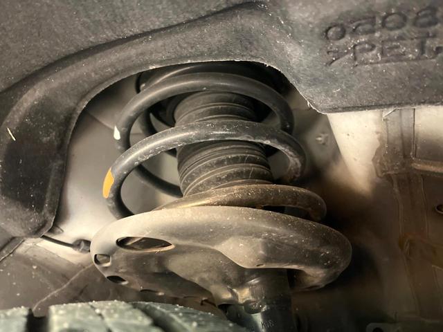 アルファード ２．５Ｓ　Ｃパッケージ　禁煙車　純正９インチナビ　サンルーフ　バックカメラ　レーダークルーズ　電動リアゲート　ハーフレザーシート　ドラレコ　ＬＥＤヘッド　車線逸脱警報　オートライト　デュアルエアコン（20枚目）