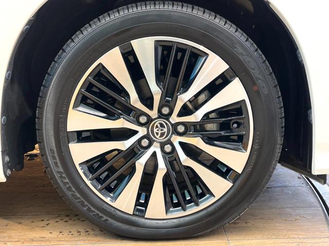 アルファード ２．５Ｓ　Ｃパッケージ　禁煙車　純正９インチナビ　サンルーフ　バックカメラ　レーダークルーズ　電動リアゲート　ハーフレザーシート　ドラレコ　ＬＥＤヘッド　車線逸脱警報　オートライト　デュアルエアコン（31枚目）