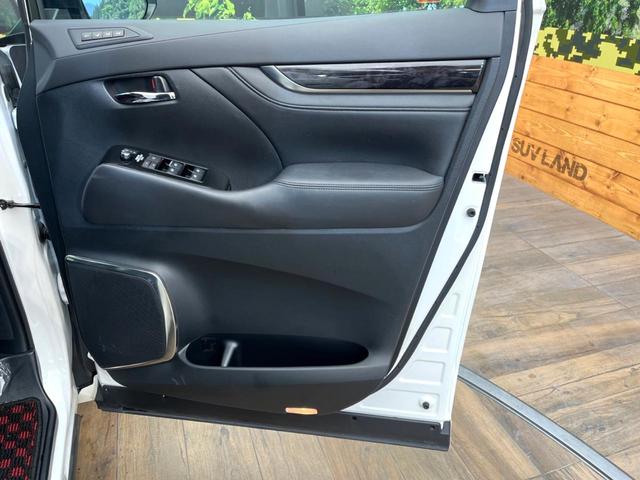 アルファード ２．５Ｓ　Ｃパッケージ　禁煙車　純正９インチナビ　サンルーフ　バックカメラ　レーダークルーズ　電動リアゲート　ハーフレザーシート　ドラレコ　ＬＥＤヘッド　車線逸脱警報　オートライト　デュアルエアコン（68枚目）