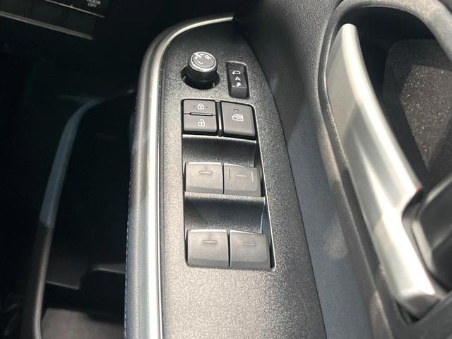ヴォクシー ハイブリッドＳ－Ｚ　ナビ機能付１０．５型ディスプレイオーディオ　衝突被害軽減システム　両側電動スライド　バックカメラ　後席モニター　シートヒーター　レーダークルーズ　純正１７インチＡＷ　１００Ｖ電源　ＬＥＤヘッド　ＥＴＣ（50枚目）
