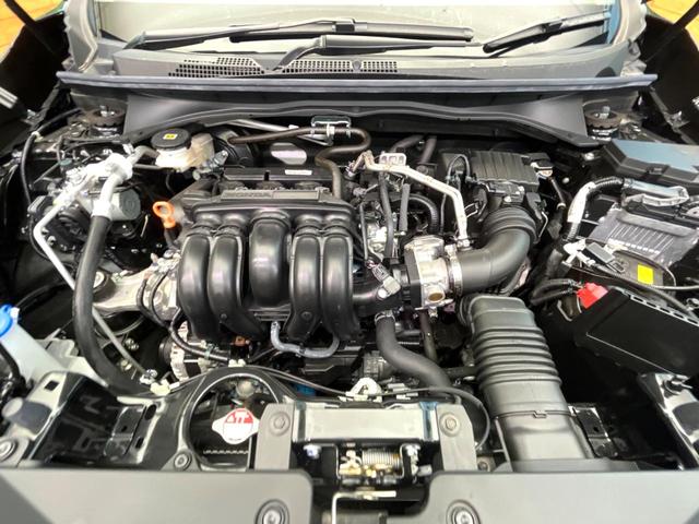 ＷＲ－Ｖ Ｚ＋　ホンダセンシング　アダプティブクルーズコントロール　ルーフレール　パドルシフト　純正１７インチアルミ　車線維持支援システム　ＬＥＤヘッド　オートマチックハイビーム　クリアランスソナー（18枚目）