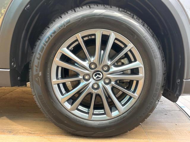 ＣＸ－８ ２５Ｓ　スマートエディション　禁煙車　８インチマツダコネクト　アクティブドライビングディスプレイ　衝突被害軽減システム　全周囲カメラ　後席モニター　レーダークルーズ　純正１７インチアルミ　電動リアゲート　ＬＥＤヘッド　ＥＴＣ（31枚目）