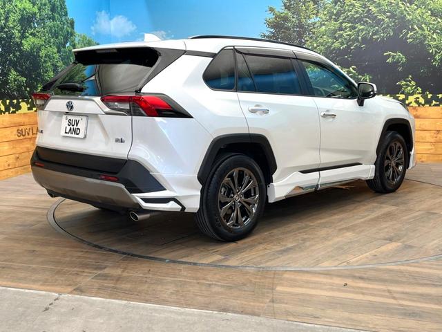 ＲＡＶ４ ハイブリッドＧ　１０．５インチディスプレイオーディオ　モデリスタエアロ　４ＷＤ　衝突被害軽減システム　ブラインドスポットモニター　デジタルインナーミラー　バックカメラ　電動リアゲート　純正１８インチアルミ　ＥＴＣ（17枚目）