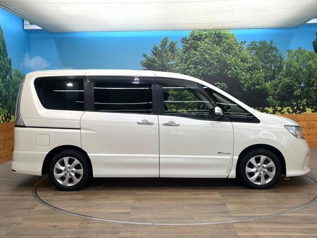 セレナ ハイウェイスター　Ｓ－ハイブリッド　両側電動ドア　ＳＤナビ　後席モニター　バックカメラ　禁煙車　スマートキー　ＨＩＤヘッド　ビルトインＥＴＣ　クルコン　オートライト　オートエアコン　純正１６インチアルミ　リアエアコン（27枚目）