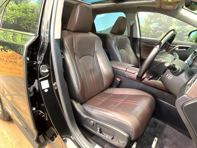 ＲＸ ＲＸ４５０ｈ　バージョンＬ　禁煙車　１２．３型メーカーナビ　衝突軽減　全周囲カメラ　大型サンルーフ　角型ＬＥＤ３眼　パワーバックドア　純正２０インチアルミ　オートマチックハイビーム　１００Ｖ電源　電動パーキングブレーキ　ＥＴＣ（8枚目）