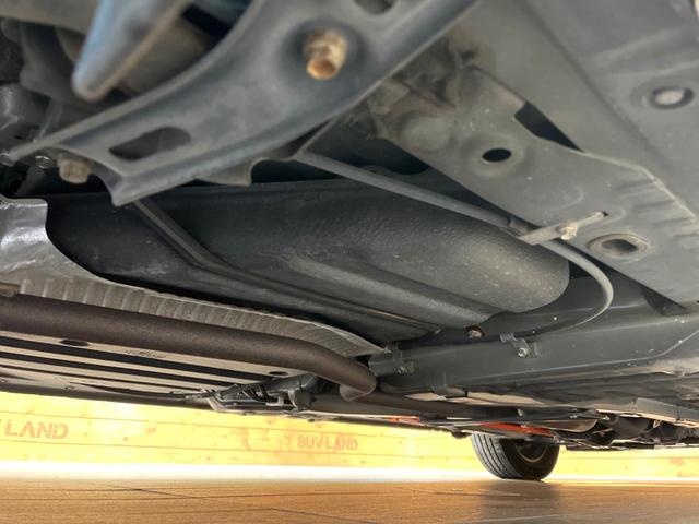 シエンタ ハイブリッドＧ　禁煙車　純正ナビ　バックカメラ両側電動スライドドア　トヨタセーフティセンス　ＬＥＤヘッドライト　オートマチックハイビーム　ＥＴＣ　純正革巻きハンドル　スマートキー（23枚目）