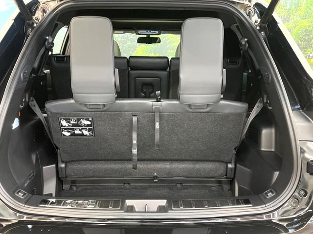 アウトランダーＰＨＥＶ Ｐ　メーカー純正９インチナビ　４ＷＤ　サンルーフ　ＢＯＳＥサウンド　全周囲カメラ　ｅ－Ａｓｓｉｓｔ　ブラインドスポットモニター　パドルシフト　ＬＥＤヘッド　ＥＴＣ　純正２０インチアルミ（68枚目）