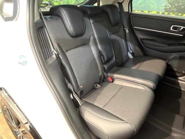 ヴェゼル ｅ：ＨＥＶ　Ｚ　登録済未使用車　Ｈｏｎｄａ　ＣＯＮＮＥＣＴディスプレイ　バックカメラ　ホンダセンシング　アダプティブクルーズ　ブラインドスポットインフォメーション　シートヒーター　電動リアゲート　ＬＥＤヘッド　ＥＴＣ（9枚目）