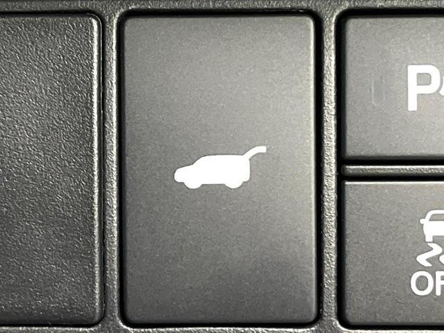 ヴェゼル ｅ：ＨＥＶ　Ｚ　登録済未使用車　Ｈｏｎｄａ　ＣＯＮＮＥＣＴディスプレイ　バックカメラ　ホンダセンシング　アダプティブクルーズ　ブラインドスポットインフォメーション　シートヒーター　電動リアゲート　ＬＥＤヘッド　ＥＴＣ（41枚目）